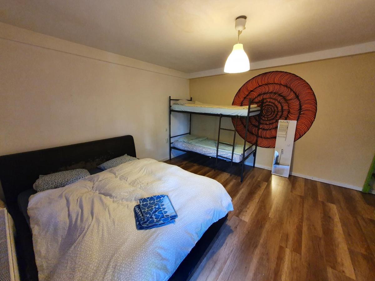 Zen Hostel คลูจ-นาโปกา ภายนอก รูปภาพ