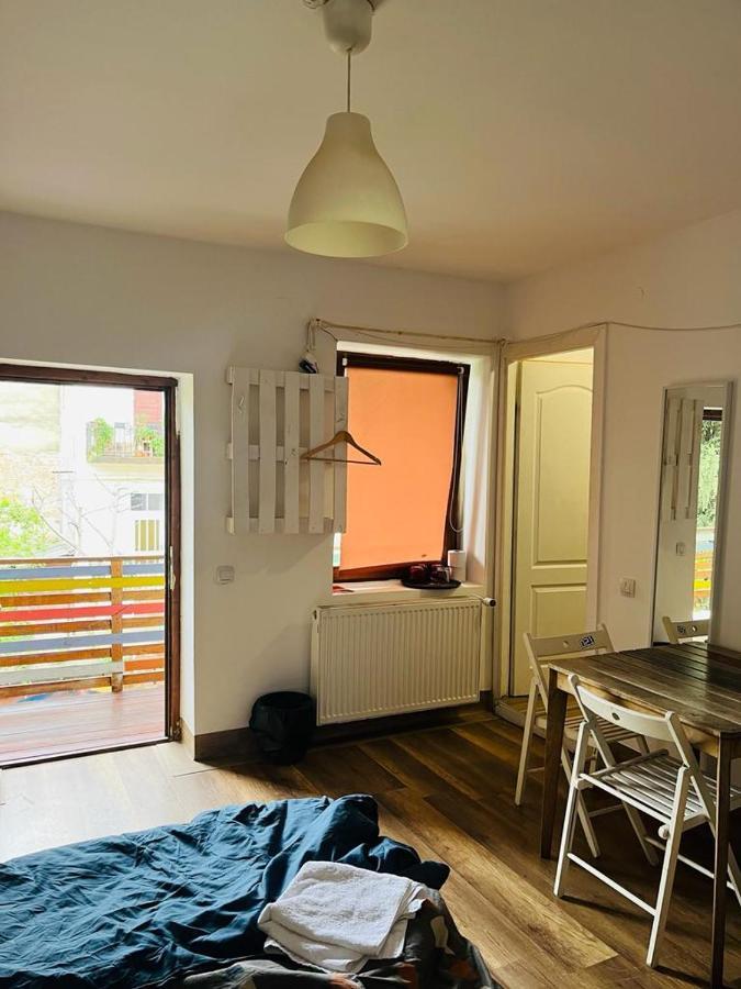Zen Hostel คลูจ-นาโปกา ภายนอก รูปภาพ