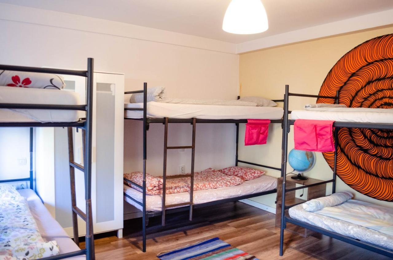 Zen Hostel คลูจ-นาโปกา ภายนอก รูปภาพ